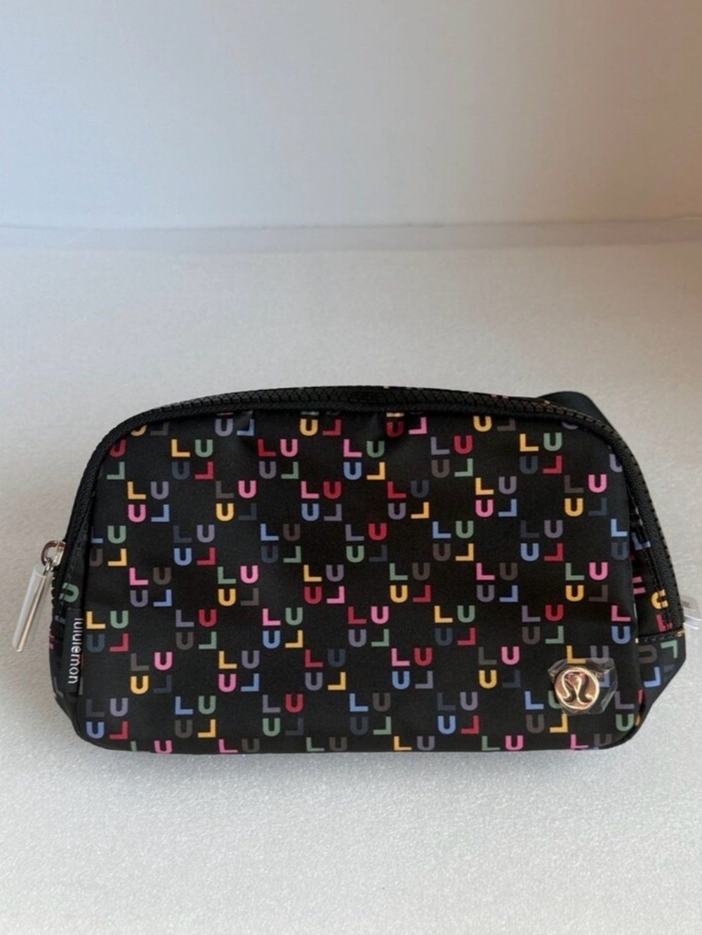 LULULEMON Everywhere Belt Bag Rainbow LULU Logo NWT Black Multi /Silver Rare!